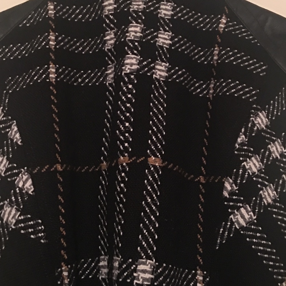 CAbi vest - Picture 5 of 7